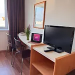 Best In Hosting - Self Check In Hotel
