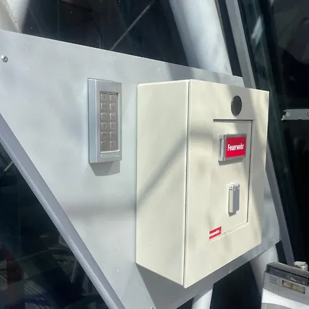 Ξενοδοχείο Best In Hosting - Self Check In Γκρατς