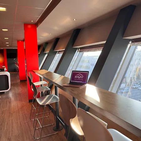 Best In Hosting - Self Check In Hotel *