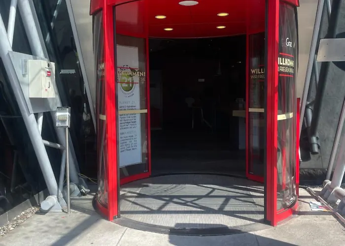 Best In Hosting - Self Check In Грац